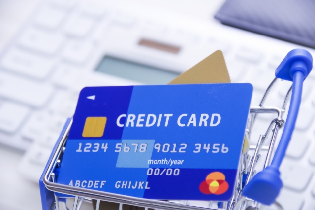 ネット通販詐欺を回避するにはクレジットカード払い以外がいい？